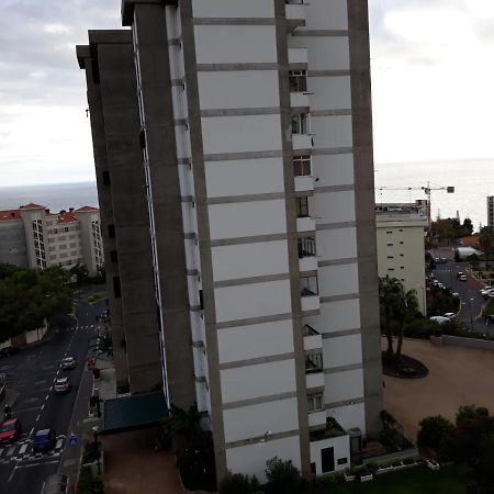 Elegant Apartment With Sea Views By Trip2Portugal Funchal  Luaran gambar