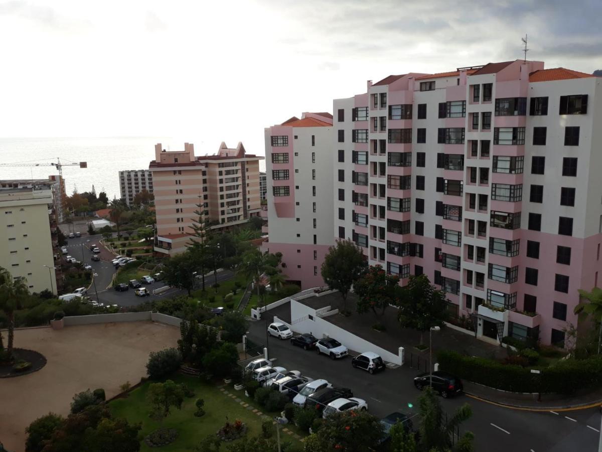 Elegant Apartment With Sea Views By Trip2Portugal Funchal  Luaran gambar