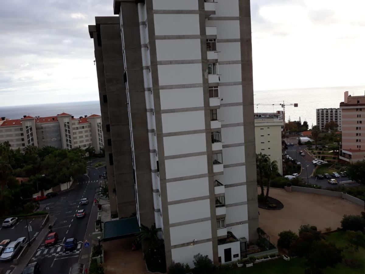 Elegant Apartment With Sea Views By Trip2Portugal Funchal  Luaran gambar