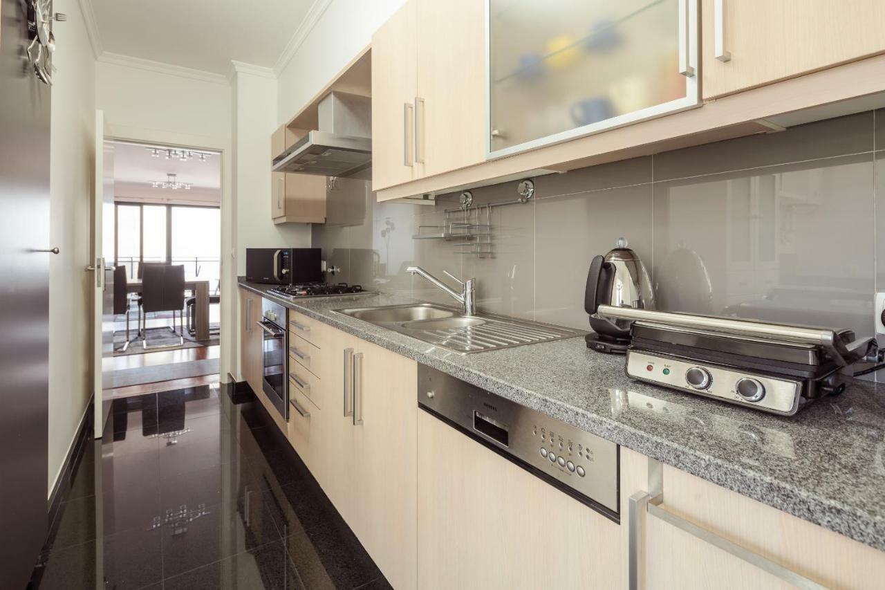 Elegant Apartment With Sea Views By Trip2Portugal Funchal  Luaran gambar